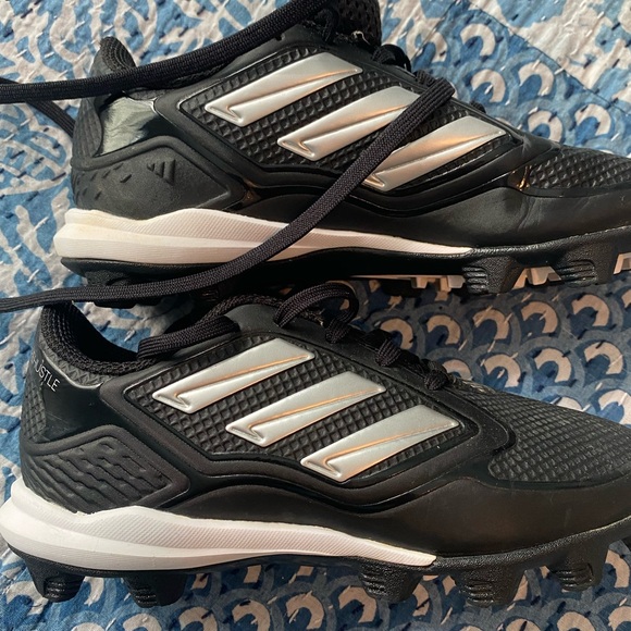 Youth Adidas Baseball Cleats - Picture 3 of 9